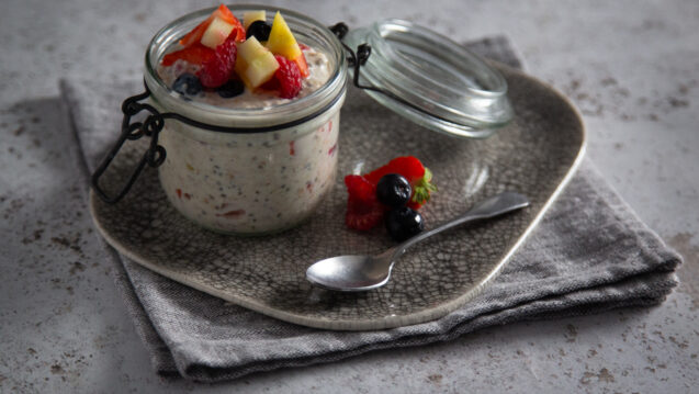 Overnight Fruit & Seed Oats